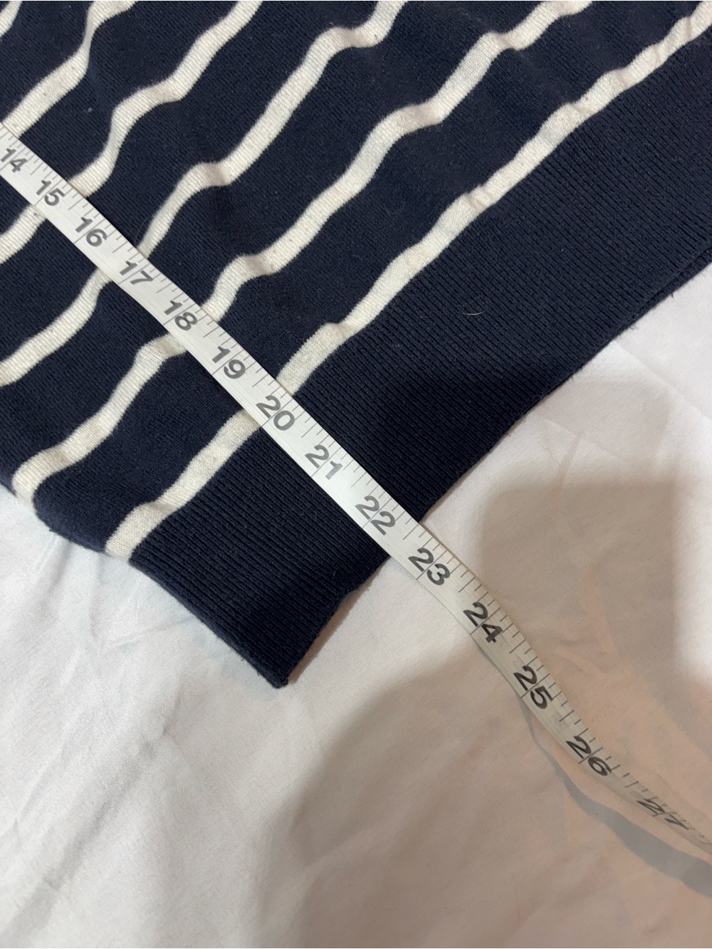 Abercrombie & Fitch Classic Navy Blue White Striped Women Crew Knit Sweater M - Picture 8 of 9